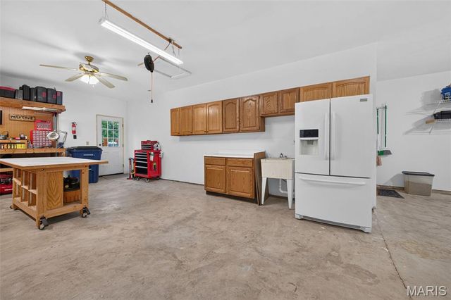 893 Home Park Drive, St Peters, MO 63376