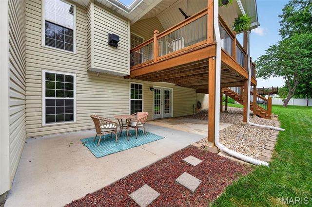 893 Home Park Drive, St Peters, MO 63376