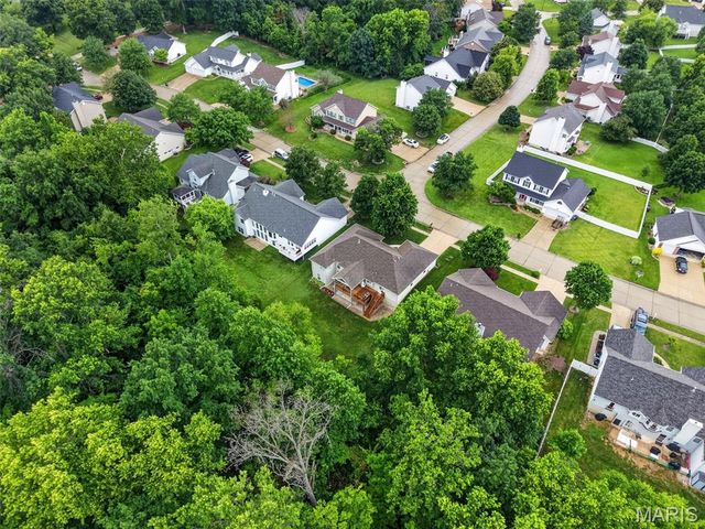 893 Home Park Drive, St Peters, MO 63376