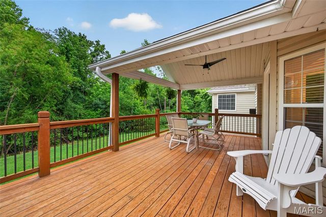 893 Home Park Drive, St Peters, MO 63376
