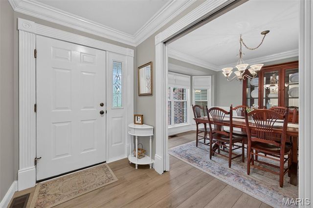 893 Home Park Drive, St Peters, MO 63376