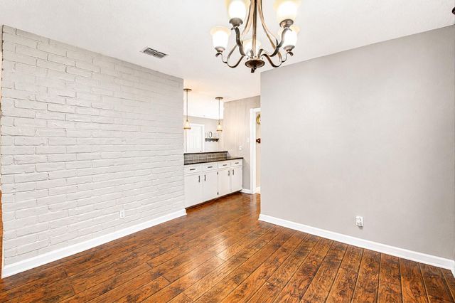 1907 Round Spring Drive, Houston, TX 77339