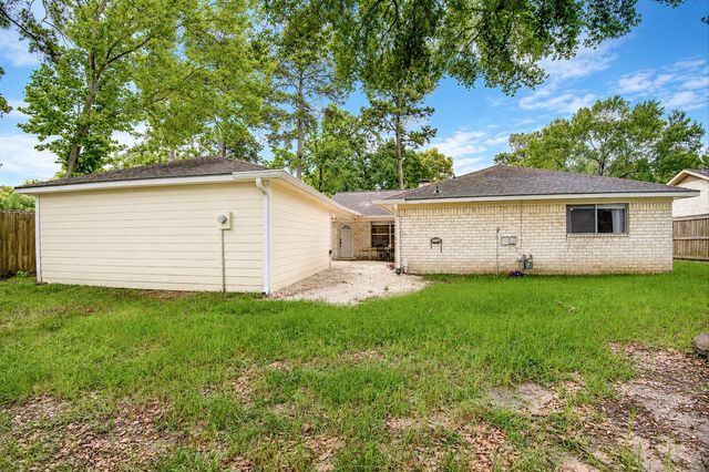 1907 Round Spring Drive, Houston, TX 77339