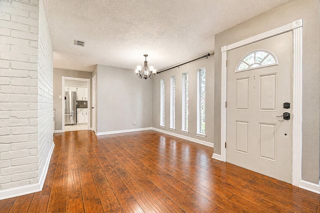 1907 Round Spring Drive, Houston, TX 77339