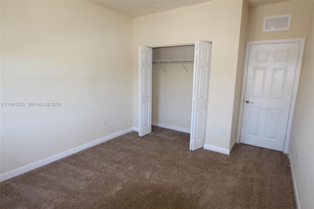 8899 NW 98 AV 8899, Doral, FL 33178