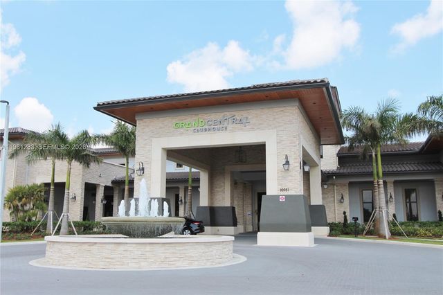 8899 NW 98 AV 8899, Doral, FL 33178