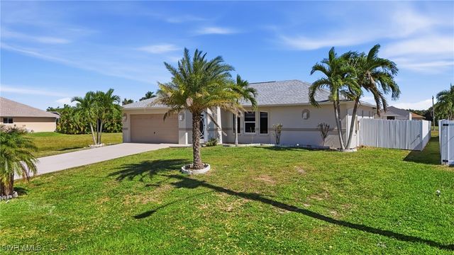 4421 SW 14th PL, Cape Coral, FL 33914