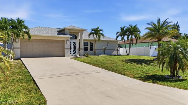4421 SW 14th PL, Cape Coral, FL 33914