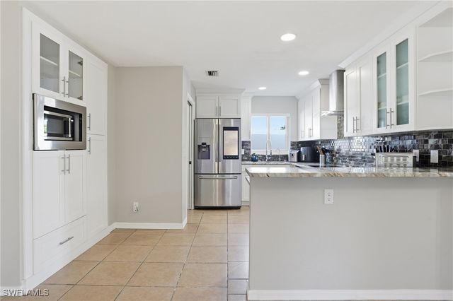 4421 SW 14th PL, Cape Coral, FL 33914