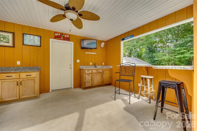 109 Falling Leaf Lane, Mount Holly, NC 28120