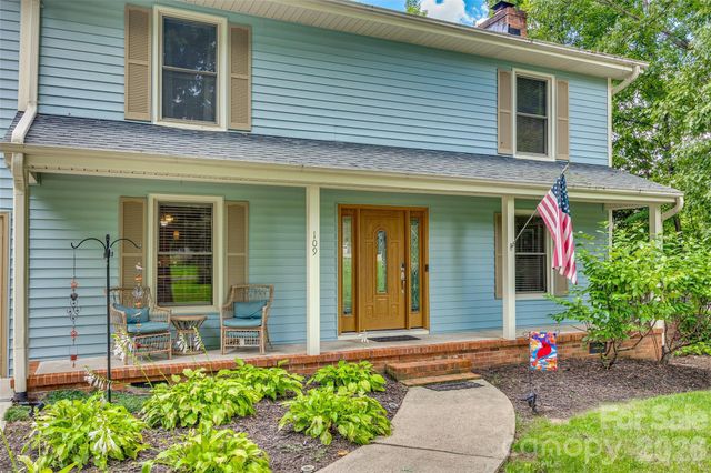 109 Falling Leaf Lane, Mount Holly, NC 28120