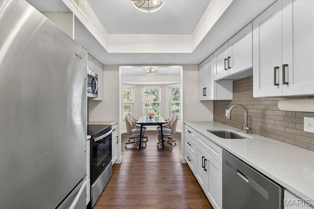 970 N Spoede Road 26, St Louis, MO 63146