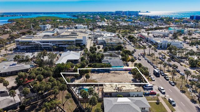 130 N BLVD OF THE PRESIDENTS, Sarasota, FL 34236