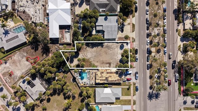 130 N BLVD OF THE PRESIDENTS, Sarasota, FL 34236