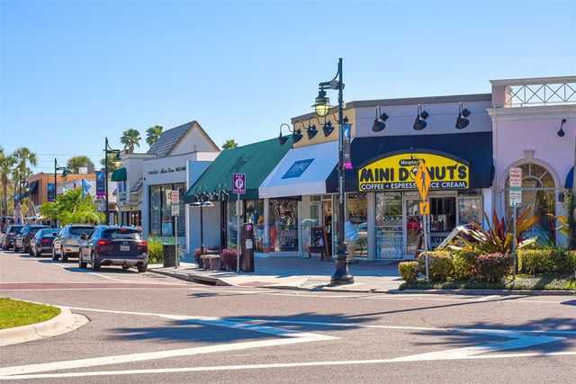 130 N BLVD OF THE PRESIDENTS, Sarasota, FL 34236