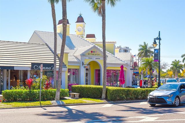 130 N BLVD OF THE PRESIDENTS, Sarasota, FL 34236