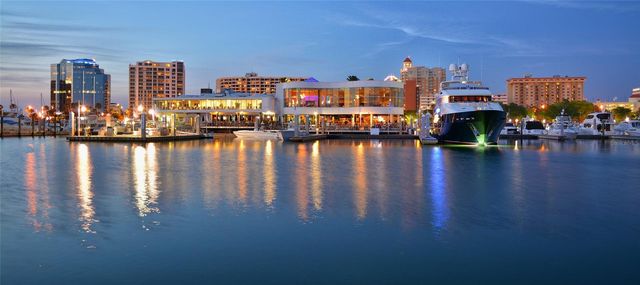 130 N BLVD OF THE PRESIDENTS, Sarasota, FL 34236