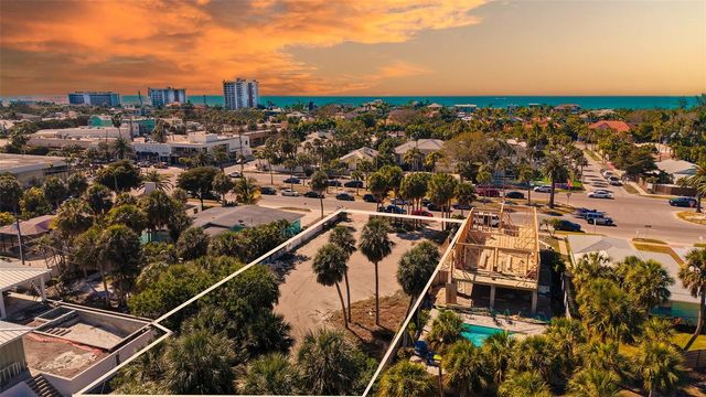 130 N BLVD OF THE PRESIDENTS, Sarasota, FL 34236