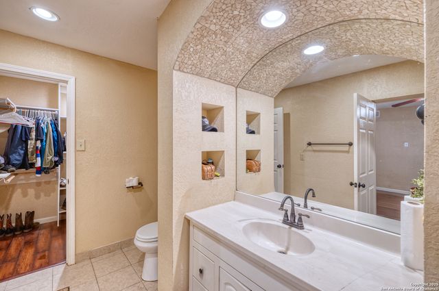 155 Avenida Juarez, Brackettville, TX 78832