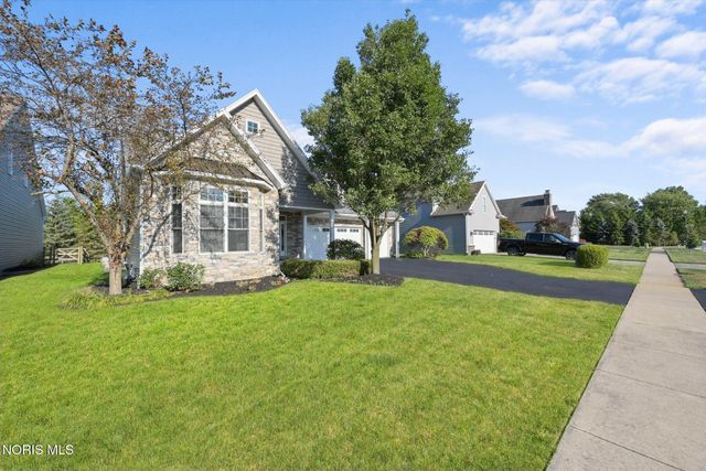 5900 Walnut Springs Boulevard, Sylvania, OH 43560