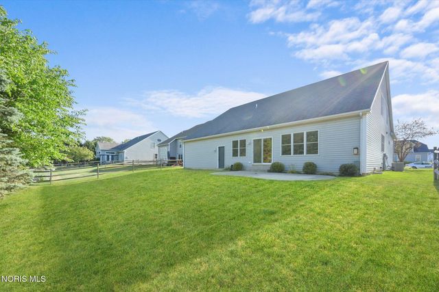 5900 Walnut Springs Boulevard, Sylvania, OH 43560