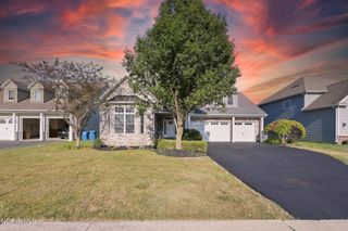 5900 Walnut Springs Boulevard, Sylvania, OH 43560