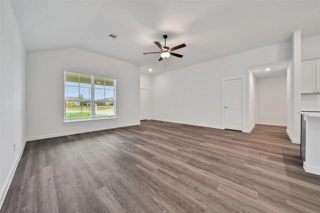 141 County Road 5102b, Cleveland, TX 77327