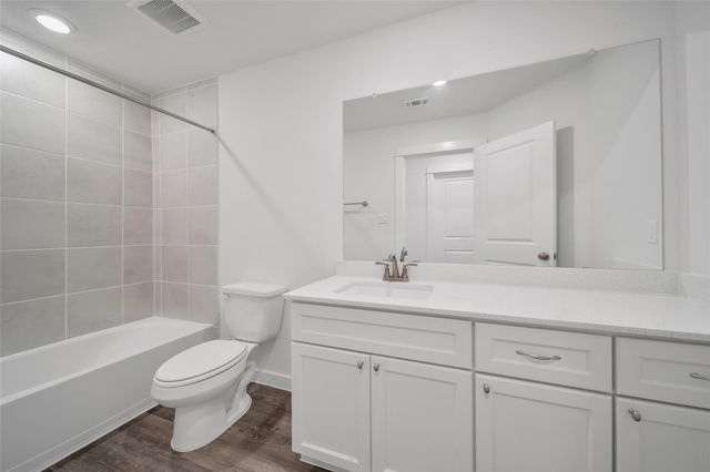 141 County Road 5102b, Cleveland, TX 77327