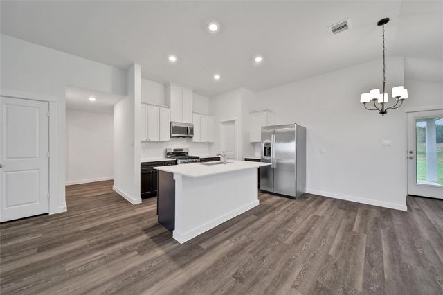 141 County Road 5102b, Cleveland, TX 77327