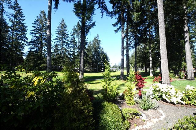 971 E Manzanita Drive, Union, WA 98592