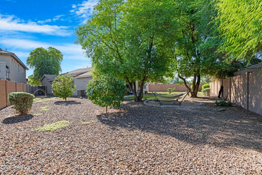 21346 N KLOCK Court, Maricopa, AZ 85138 — photo 2