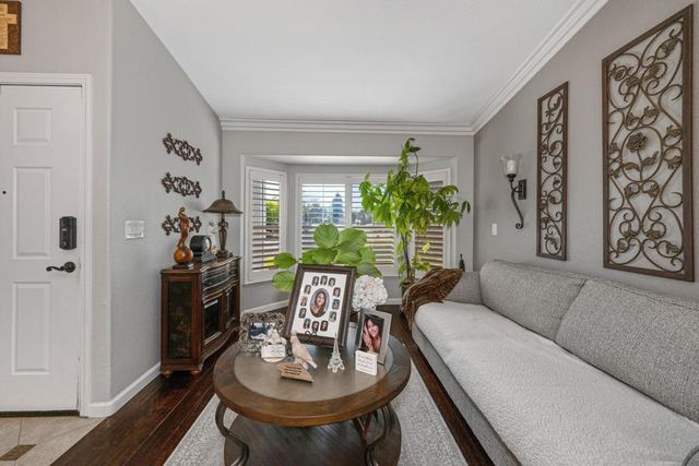 1506 Steinbeck Dr, Roseville, CA 95747