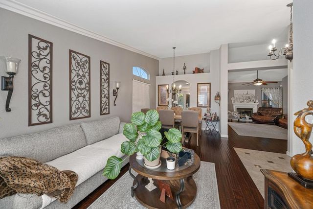 1506 Steinbeck Dr, Roseville, CA 95747