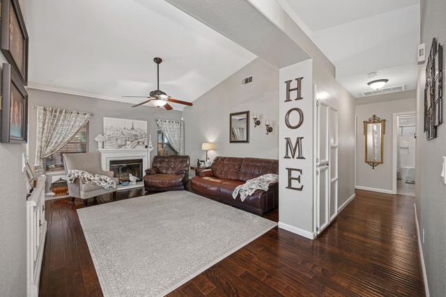 1506 Steinbeck Dr, Roseville, CA 95747