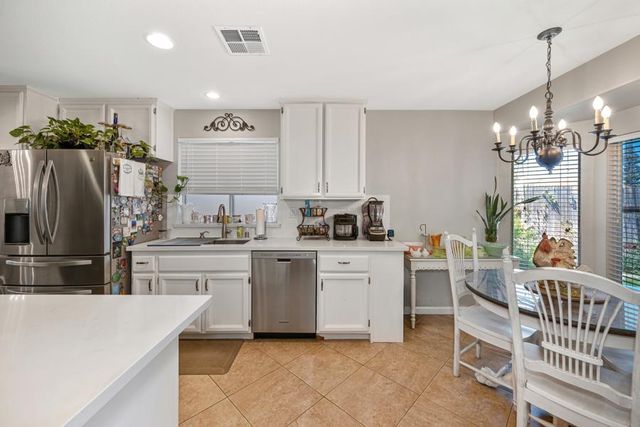 1506 Steinbeck Dr, Roseville, CA 95747