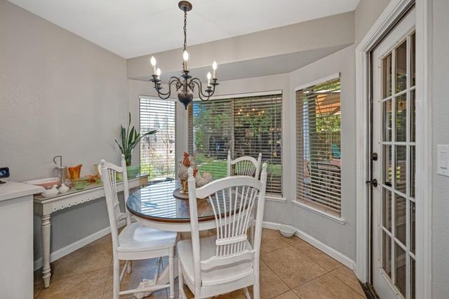 1506 Steinbeck Dr, Roseville, CA 95747