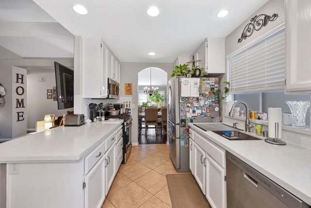 1506 Steinbeck Dr, Roseville, CA 95747