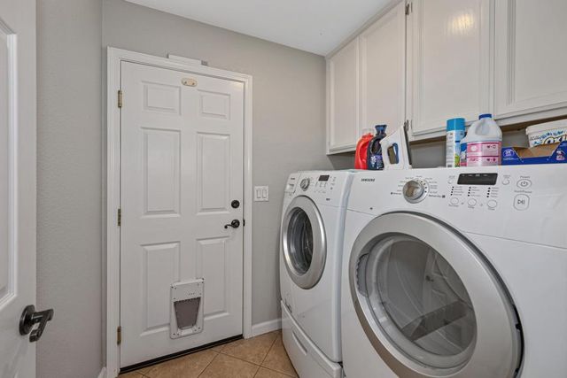 1506 Steinbeck Dr, Roseville, CA 95747