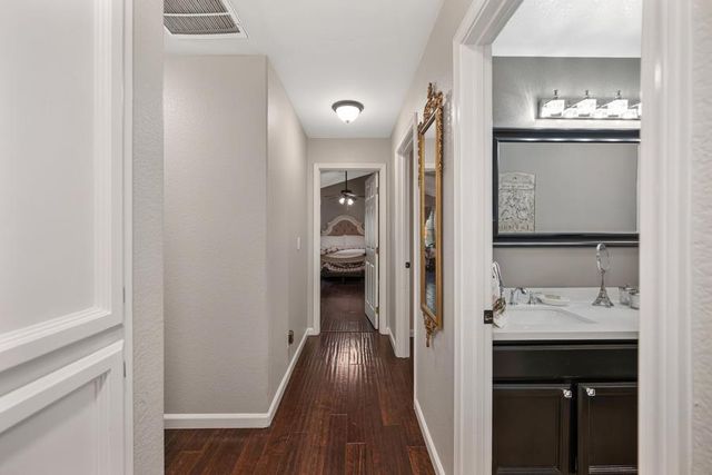 1506 Steinbeck Dr, Roseville, CA 95747