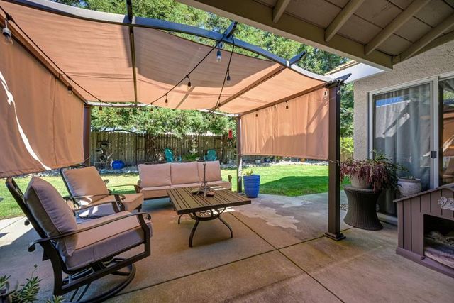 1506 Steinbeck Dr, Roseville, CA 95747