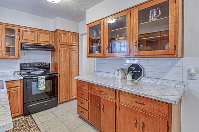 3831 NW Bell Avenue, Lawton, OK 73505