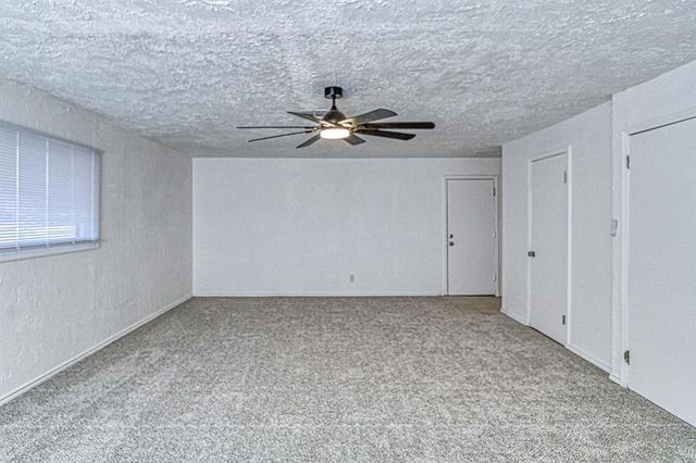 3831 NW Bell Avenue, Lawton, OK 73505