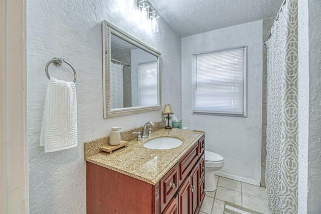 3831 NW Bell Avenue, Lawton, OK 73505