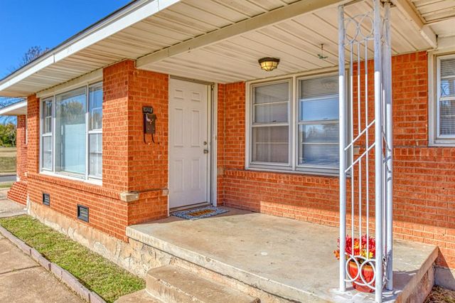 3831 NW Bell Avenue, Lawton, OK 73505