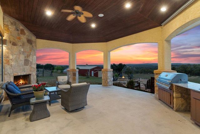 733 and 701 Dawn VW, Dripping Springs, TX 78620