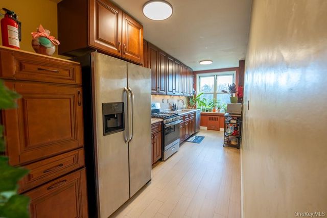 1304 Midland Avenue C25, Yonkers, NY 10704