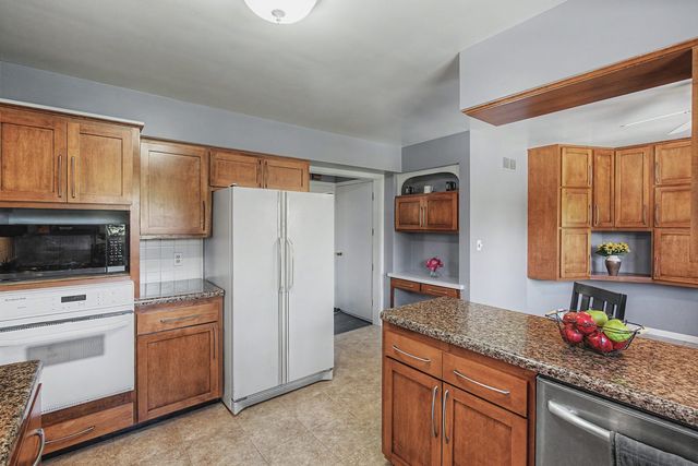 3617 25Th Avenue, Rock Island, IL 61201