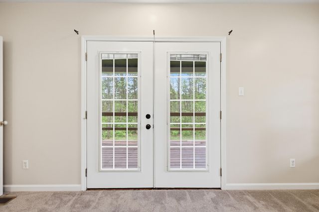 1380 Rice Road, Lawrenceburg, KY 40342