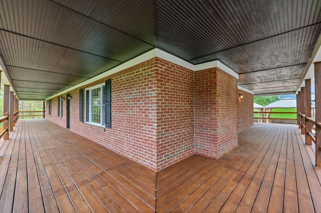 1380 Rice Road, Lawrenceburg, KY 40342