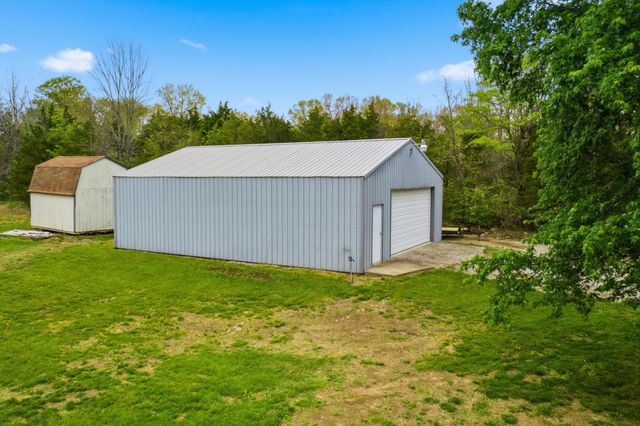 1380 Rice Road, Lawrenceburg, KY 40342